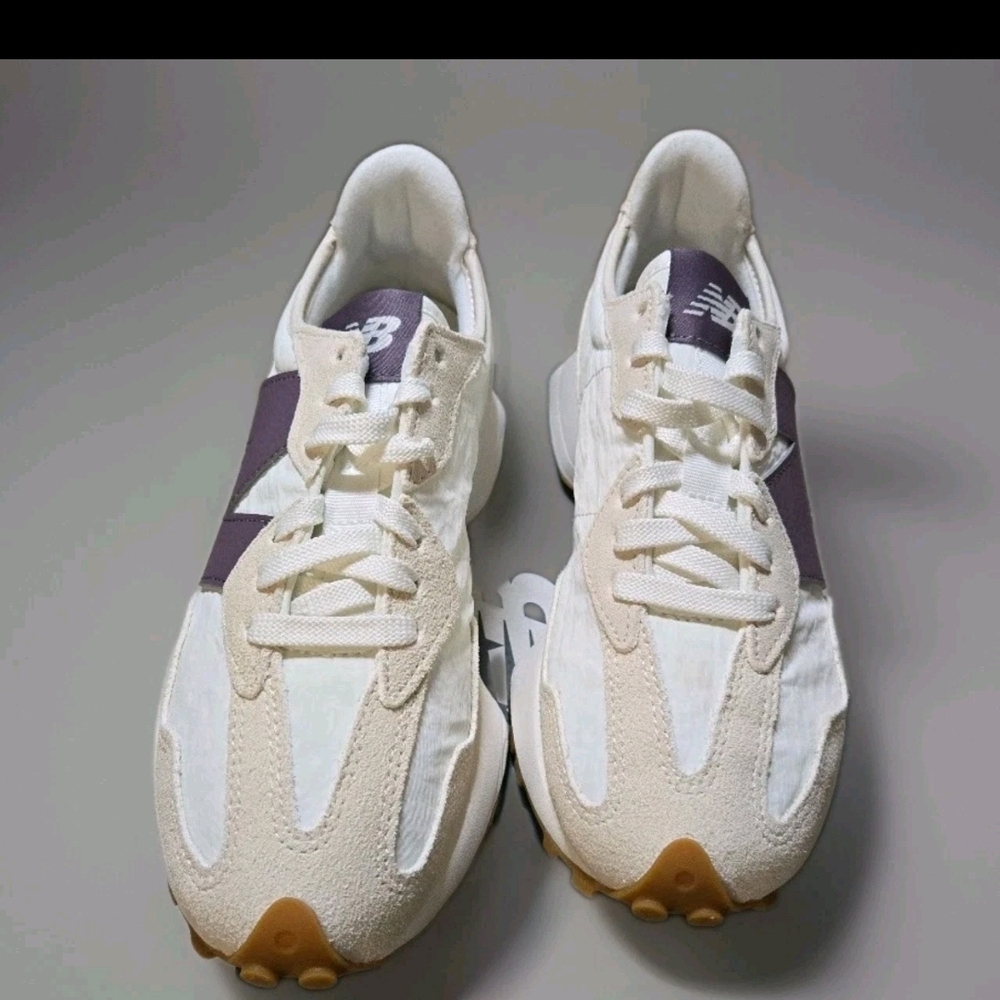 Women's New Balance 327 - White/Beige - Picture 5 of 5